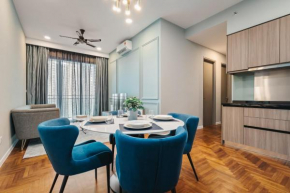 Designer 3BR Apartment 10mins to Midvalley
